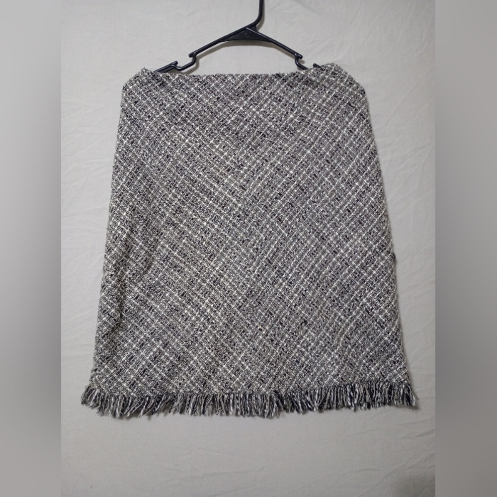 Apostrophe Skirt Womens Size 6 Gray Woven Tweed Fringe Hem Wool Blend Straight